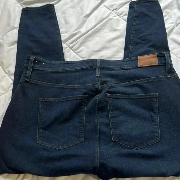 Madewell Plus Size Curvy High Rise Skinny Jeans size 36T - Picture 8 of 8